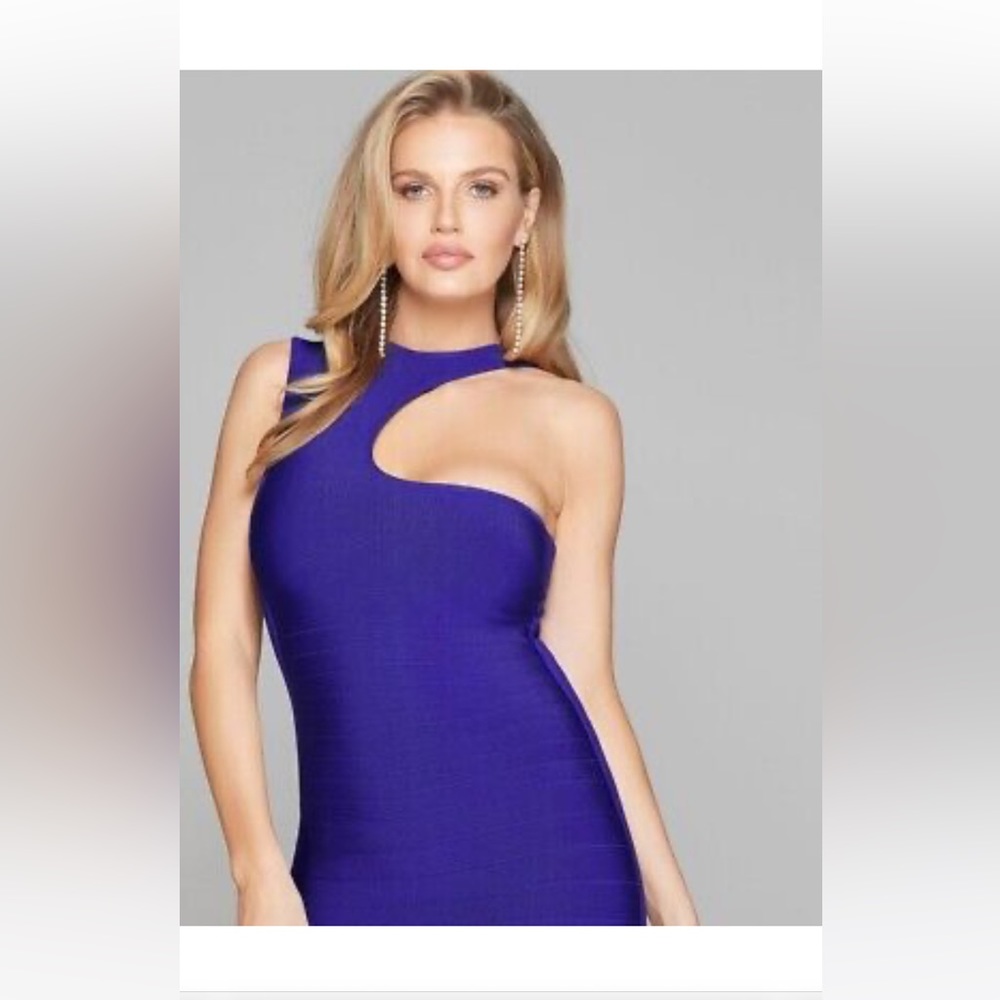 Rosie Bandage dress. NWT size M. Ocean Violet color.